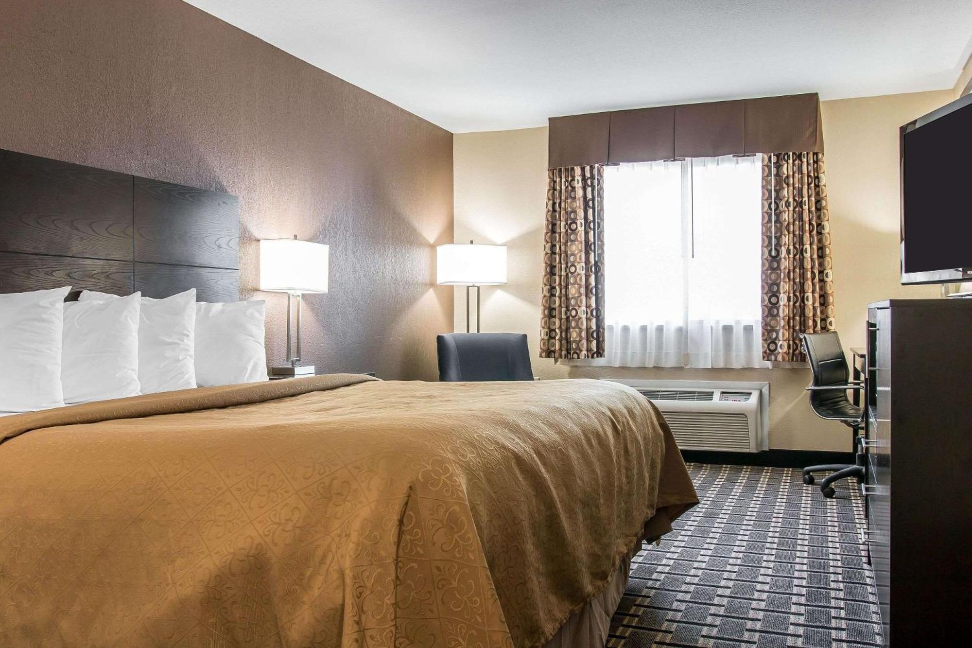 Quality Inn Grand Rapids South-Byron Center Cutlerville Exterior foto