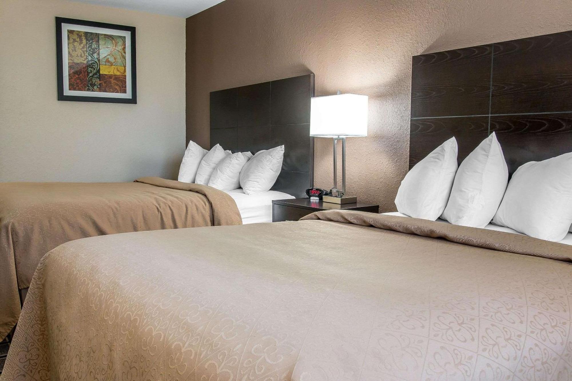 Quality Inn Grand Rapids South-Byron Center Cutlerville Exterior foto